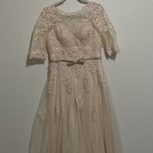 Beige maxi prom dress with corset back detailing